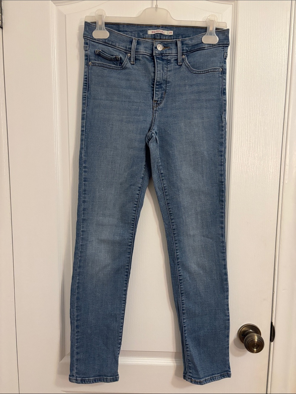 Levi's Women’s 312 Shaping Slim Jeans - 29